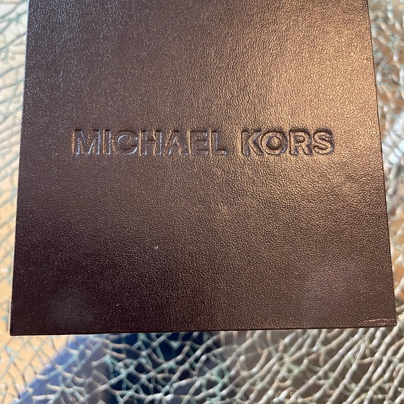 Michael Kors Dylan Rose Gold Dial Rose Gold Steel Strap Watch For Women - MK5412 - Picture 6 of 6